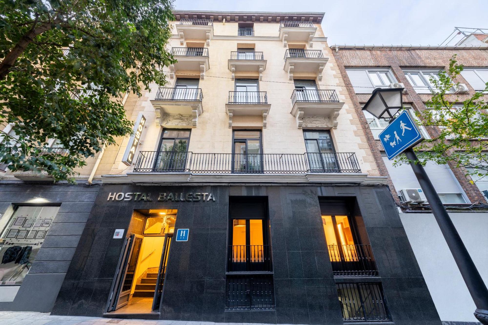 Hostal Ballesta Madrid Kültér fotó